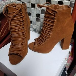 Jujus boutique shoes